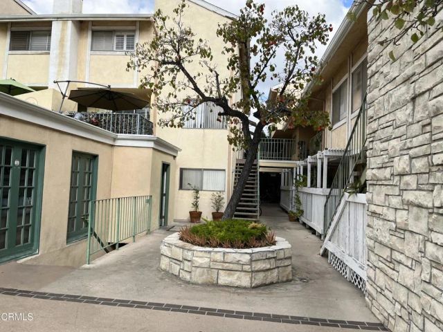 121 Sinclair Avenue 107, Glendale, CA 91206
