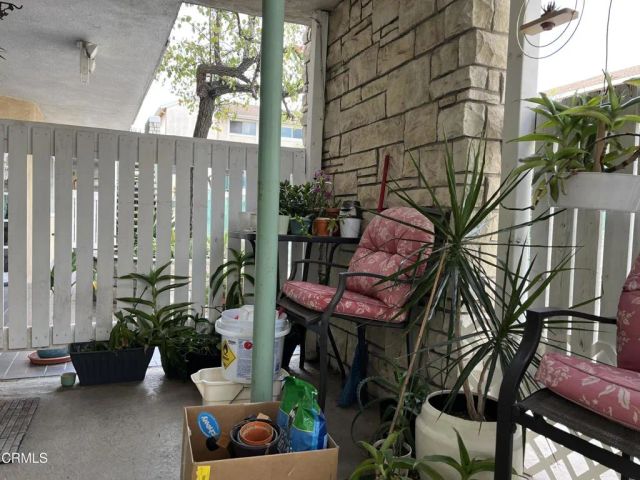 121 Sinclair Avenue 107, Glendale, CA 91206