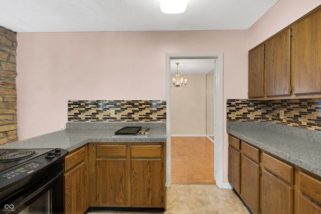 1146 Fairway Drive, Indianapolis, IN 46260