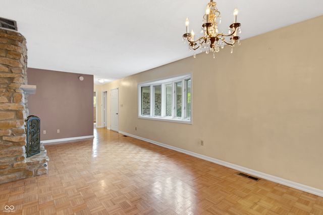 1146 Fairway Drive, Indianapolis, IN 46260
