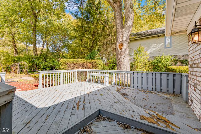 1146 Fairway Drive, Indianapolis, IN 46260