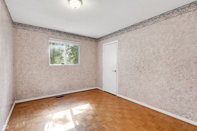 1146 Fairway Drive, Indianapolis, IN 46260