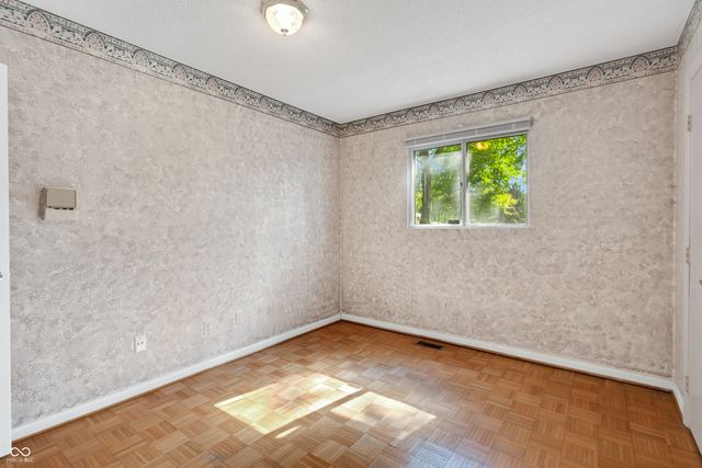 1146 Fairway Drive, Indianapolis, IN 46260