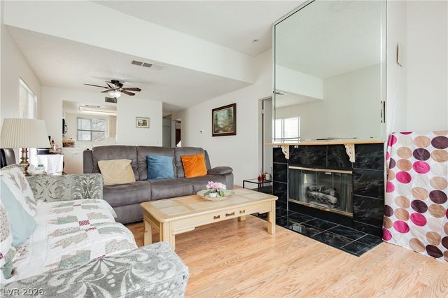 7100 Pirates Cove Road 2090, Las Vegas, NV 89145