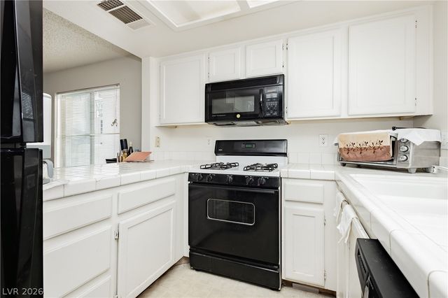 7100 Pirates Cove Road 2090, Las Vegas, NV 89145