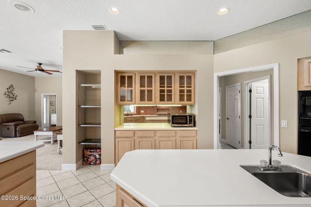 625 Newport Drive, Indialantic, FL 32903