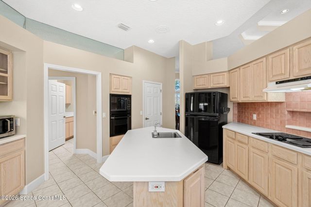 625 Newport Drive, Indialantic, FL 32903