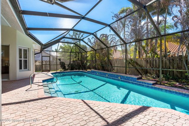 625 Newport Drive, Indialantic, FL 32903