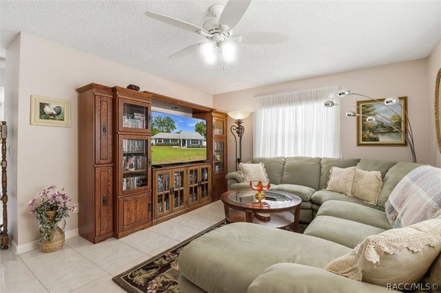 6671 Kent Street, Inverness, FL 34452