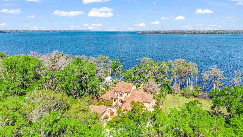 530 Clifton Rd., Crescent City, FL 32112