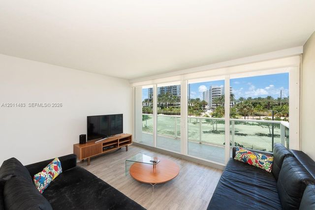 100 Bayview Dr 210, Sunny Isles Beach, FL 33160