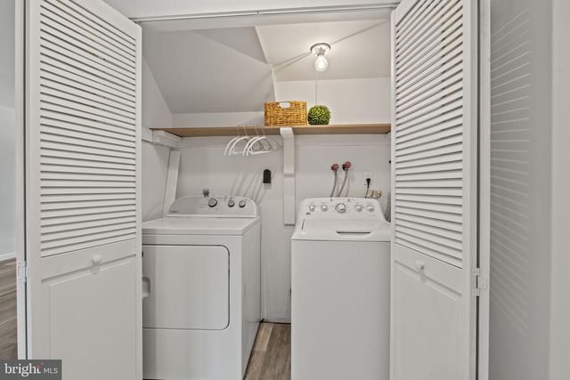 41 FOMALHAUT AVE, Blackwood, NJ 08012