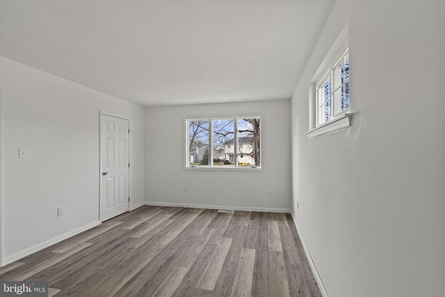 41 FOMALHAUT AVE, Blackwood, NJ 08012