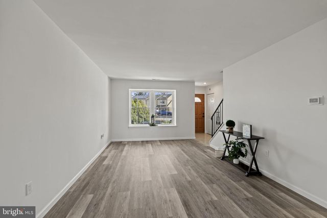 41 FOMALHAUT AVE, Blackwood, NJ 08012