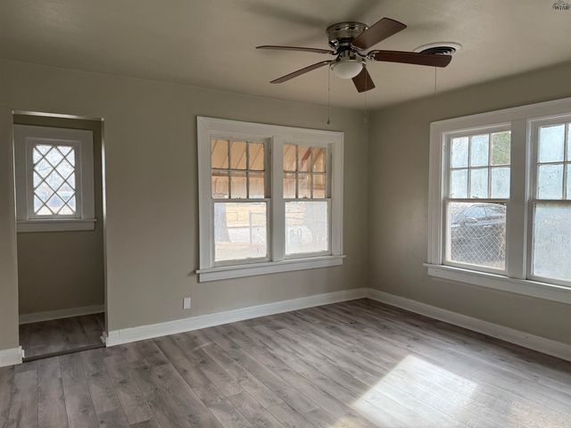 2506 HOLLIDAY ROAD, Wichita Falls, TX 76301