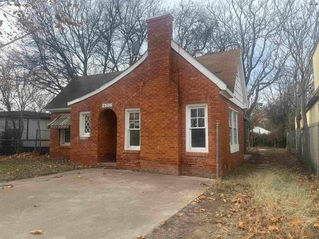 2506 HOLLIDAY ROAD, Wichita Falls, TX 76301