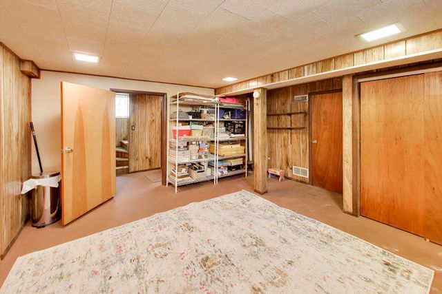 6028 N Whipple Street, Chicago, IL 60659
