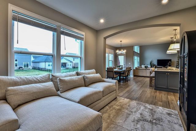 2745 White Pine Drive, Villa Hills, KY 41017