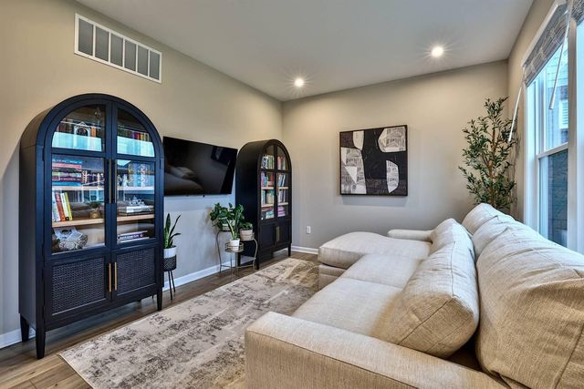 2745 White Pine Drive, Villa Hills, KY 41017