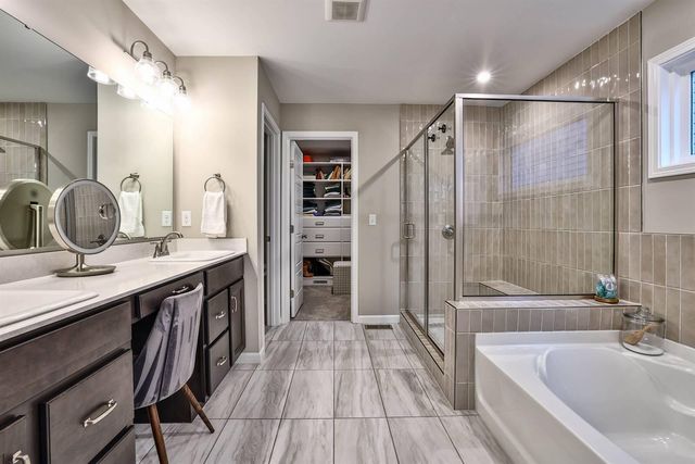 2745 White Pine Drive, Villa Hills, KY 41017