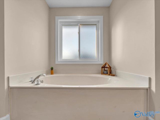 129 Edgebrook Drive, Ardmore, AL 35739