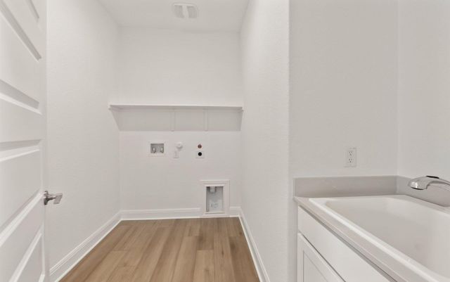 6900 Cliff Rose DR, Spicewood, TX 78669