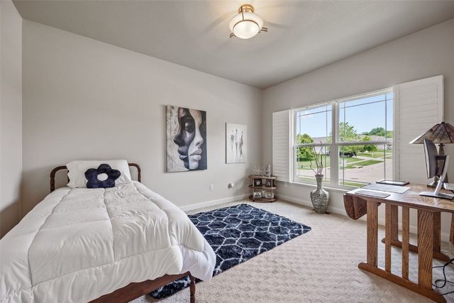 3355 Wild Rose Road, Cedar Rapids, IA 52411