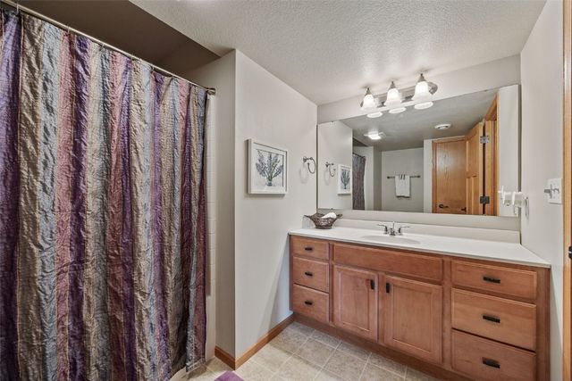 3355 Wild Rose Road, Cedar Rapids, IA 52411