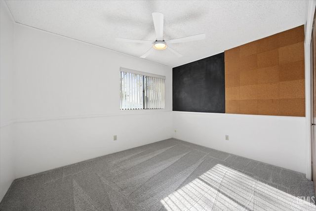 1912 Glenbrea Court, Bakersfield, CA 93309
