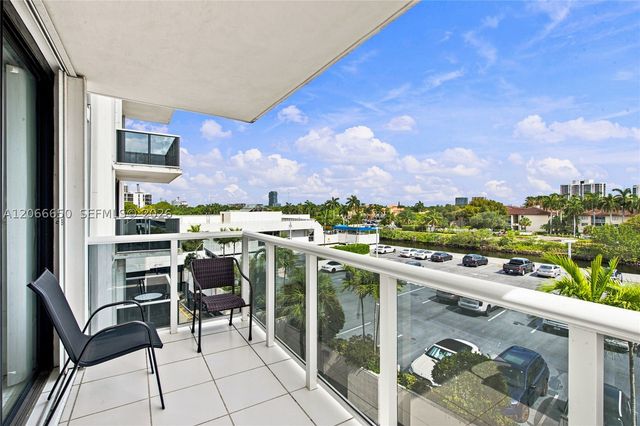3675 N Country Club Dr 401, Aventura, FL 33180