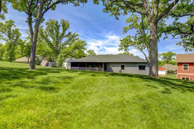 107 Savannah Circle, Barneveld, WI 53507