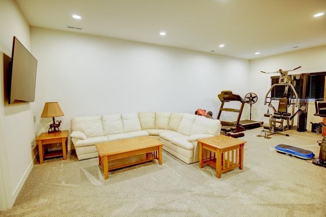 107 Savannah Circle, Barneveld, WI 53507