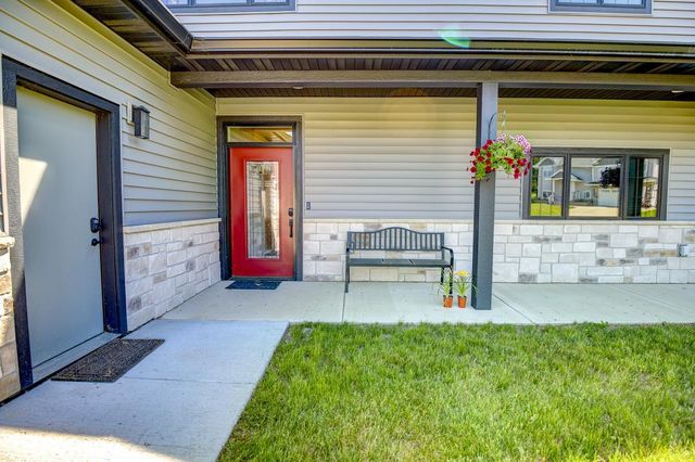 107 Savannah Circle, Barneveld, WI 53507