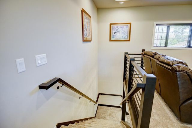 107 Savannah Circle, Barneveld, WI 53507