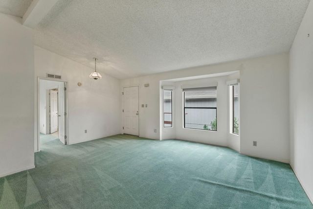 7 River Bend Dr, Lodi, CA 95242