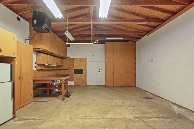 7 River Bend Dr, Lodi, CA 95242