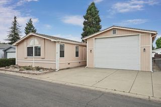 7 River Bend Dr, Lodi, CA 95242