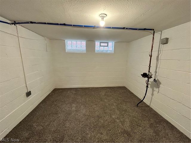 13099 Cedar Road, Cleveland Heights, OH 44118
