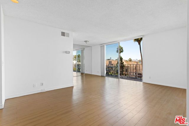 100 S Doheny Drive 601, Los Angeles, CA 90048