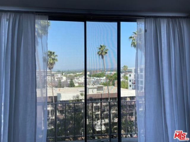 100 S Doheny Drive 601, Los Angeles, CA 90048