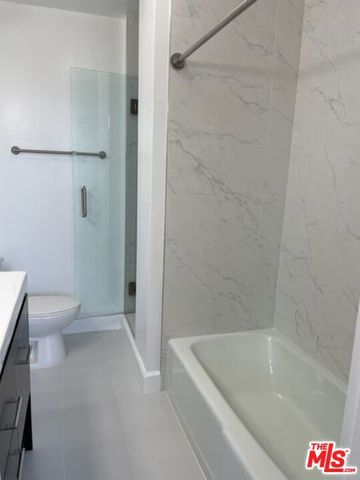 100 S Doheny Drive 601, Los Angeles, CA 90048