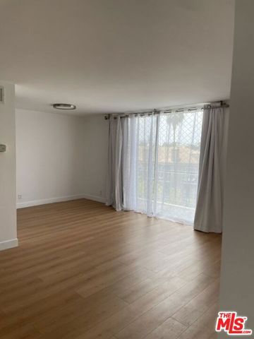 100 S Doheny Drive 601, Los Angeles, CA 90048