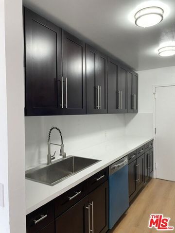 100 S Doheny Drive 601, Los Angeles, CA 90048