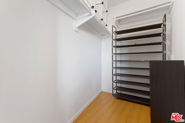 100 S Doheny Drive 601, Los Angeles, CA 90048