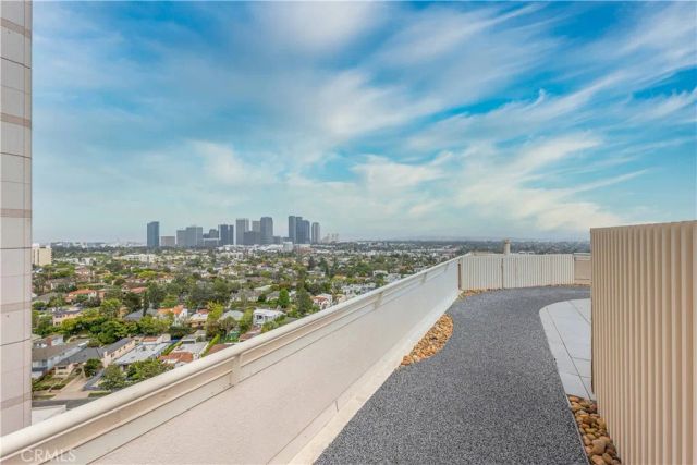 10590 Wilshire Boulevard 305, Los Angeles, CA 90024