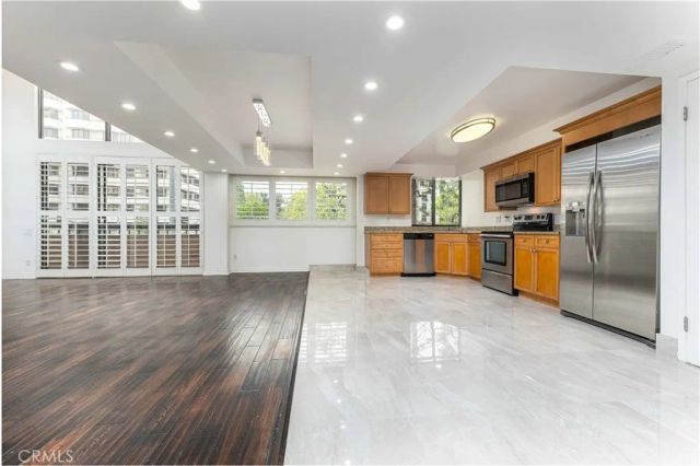 10590 Wilshire Boulevard 305, Los Angeles, CA 90024
