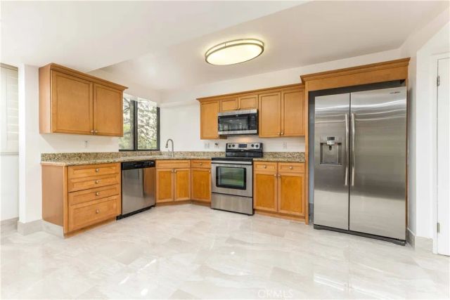 10590 Wilshire Boulevard 305, Los Angeles, CA 90024