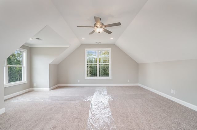 1815 Sulphur College Rd, Hartsville, TN 37074