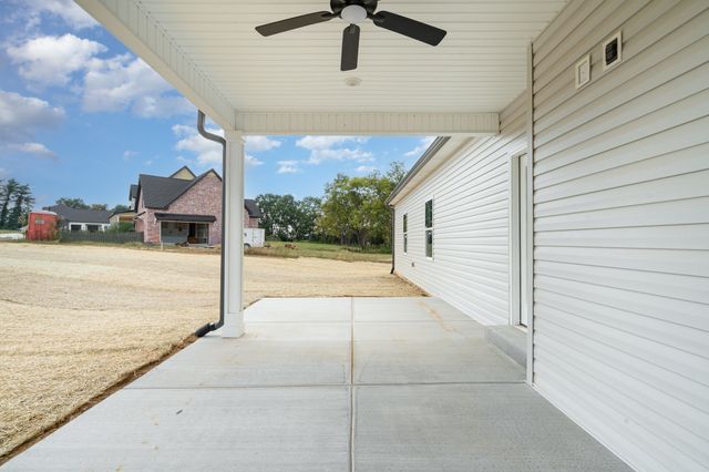 1815 Sulphur College Rd, Hartsville, TN 37074