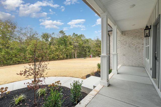 1815 Sulphur College Rd, Hartsville, TN 37074